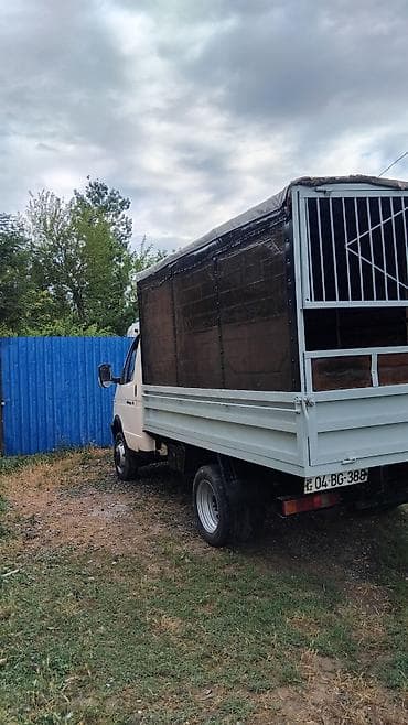 Yükdaşıma üçün tentli yük avtomobili - Korpus: Tentli, yanları və — 8