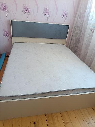 matras satilir: Mebel dəsti: iki nəfərlik çarpayı və döşək TƏCÍLÍ SATILIR - Ölçü — 2