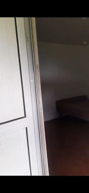 Qoşqular: Vaqon satılır.Uzunluğu 9 metr.Eni 3 metr.İki otaq və bir hamam — 8