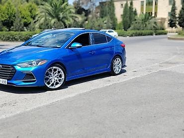 tesla model x: Hyundai Elantra: 1.6 l | 2018 il Sedan — 8