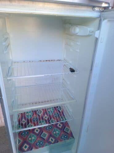 Видеоигры и приставки: İki kameralı soyuducu - Yuxarıda dondurucu bölmə, aşağıda əsas — 2