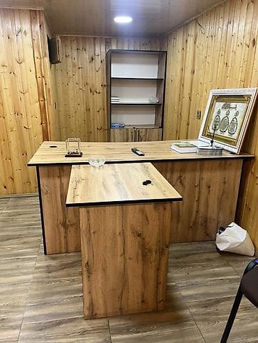 Ofis mebel dəsti – iş masası, əlavə köməkçi masa və kitab şkafı - lalafo.az -da Ofis mebel dəsti – iş masası, əlavə köməkçi masa və kitab şkafı -