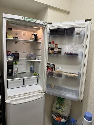 netbook satiram: Çox təcili köçlə bağlı satılır indesit markalı soyuducudur. Nofrostdu — 3