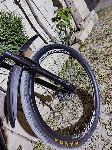 24 lük velosiped: İşlənmiş Şəhər velosipedi 28", sürətlərin sayı: 7, Ünvandan götürmə — 1
