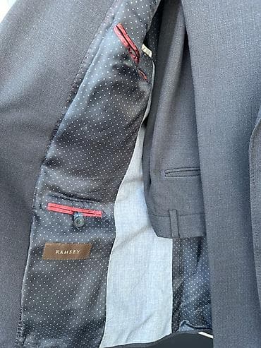 polis geyim: Resmi Ramsey Istanbul şəhərindəki mağazasından alınıb. Razmer olmadığı — 5