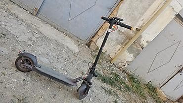 m4 pro max scooter: İşlənmiş Elektrik samokat 9", 351 - 500 Vt, 26 - 35 km/s, Ünvandan götürmə — 3