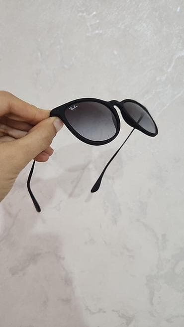 Zərgərlik əşyaları: Gün eynəyi, Ray-Ban — 4