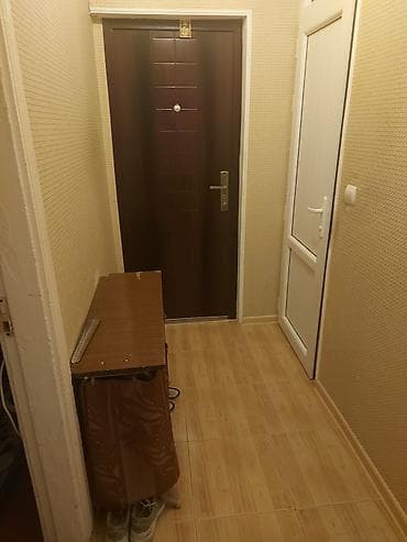 Otaqlar: 5mertebeli binanin 1ci mertebesi.arxa terefe artirma da var. - Parlaq — 2