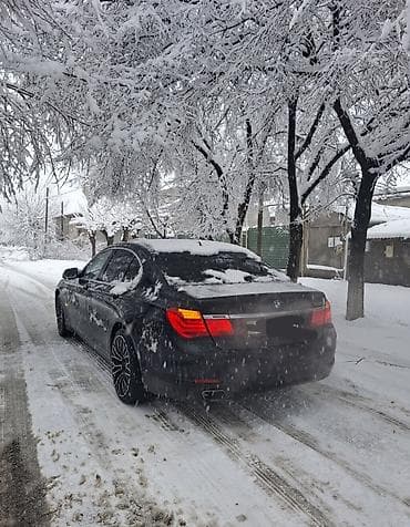 ağ bmw sekilleri: BMW 740: 3 l | 2009 il Sedan — 2