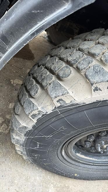 r14 tekerler: Şin Kama >385 / >80 / R 21 — 9