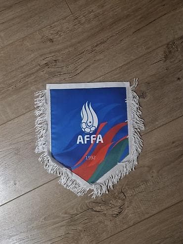 bayraq qiymetleri: •Bakıda başqa yoxdur❗️ •İki ədəd var❗️ •Metrolara çatdırılma — 1