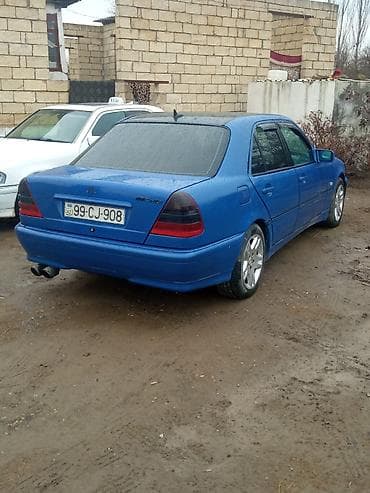 tekerden dekor: Mercedes-Benz C 200: 2.2 l | 1997 il Sedan — 3