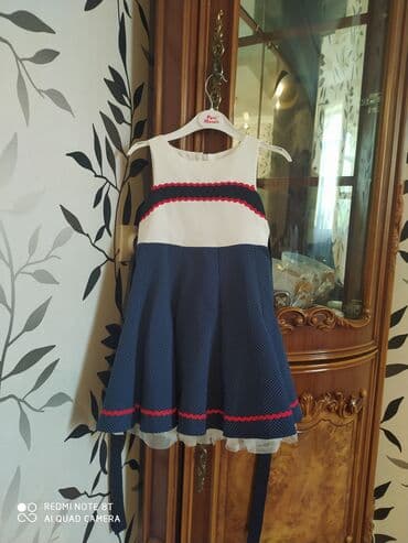 ikinci el paltar: 5.6.7 yawa kimi gedir.tezeden secilmir cox baha alinib — 3