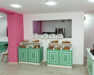 endirimde olan mebeller: #Mağaza #Vitrin #Mebel Əla vəziyyətdədir. Soyuducular xaric digər — 1