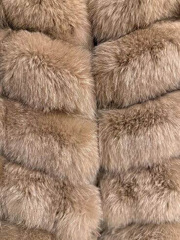 toxunma jilet: Qadınlar üçün xəz jilet Çox az geyinilib. Yeni kimidir. İsti saxlayır — 1