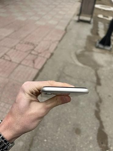 apple ikinci el: IPhone 11, 64 GB, Ağ, Face ID — 3