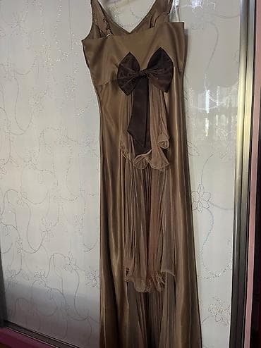 1 defe geyinilib, tezedir. Ozel gunde, ozel hiss ettirir — 1