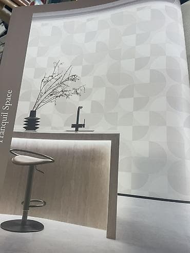 3d divar panelləri: Məhsul: Divar kağızı kataloqu – neytral və isti tonlarda minimalist — 9