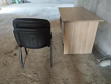Ofis dəsti – iş masası və 2 ədəd stul - Masanın materialı: ağac
