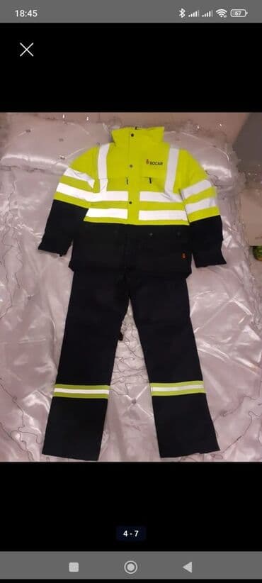 Geyim 52 razmer zimni qalin ve ayaqqabı 42 razmer zimni qalin