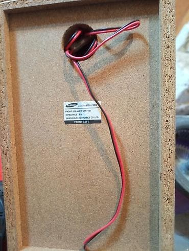 samsung e200: Samsung mini musiqi mərkəzi (2.0 stereo) Komplekt: - Mərkəzi blok - 2 — 5