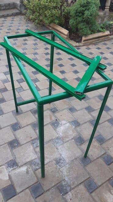 Dukan ucun vitrin polkasi ishlenmeyib bir defe yiqilib sokulub lalafo.az -da Dukan ucun vitrin polkasi ishlenmeyib bir defe yiqilib sokulub