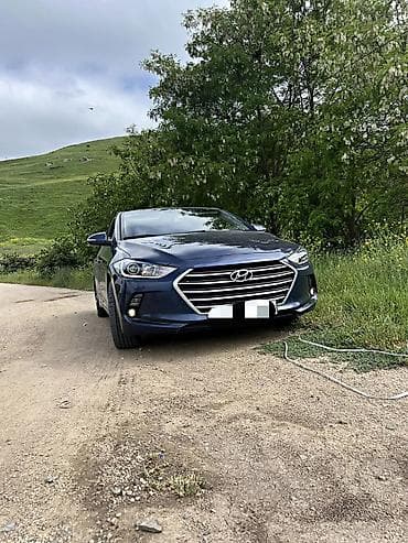 kia rio 2020: Hyundai Elantra: 1.6 l | 2018 il Sedan — 10