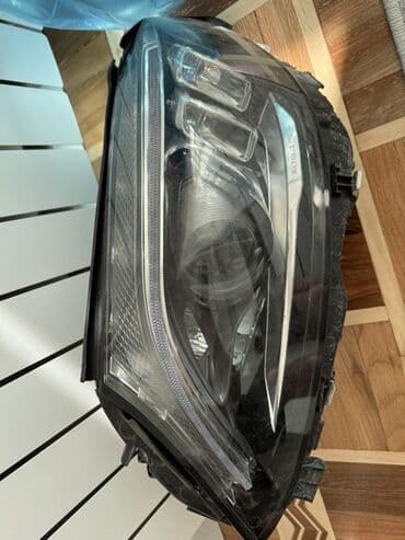 i30 fara: Sol, Yaxın və uzaq vuran işıqlar Mercedes-Benz — 1