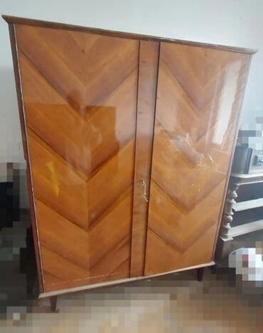 islenmis sifoner satilir: Qarderob, paltar dolabı — 2