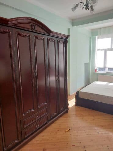 kirayə ev quba: Ev əşyalıdı, kladovkası var. İnterneti var, isitme sistemi kombidir — 3