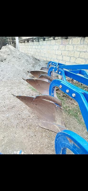 malis teker: Salam Aleykum, ünlü kotan, başı çıxan adam bilirki qırmızı kotandan — 2