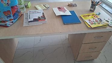 komputer setup: İşlənmiş, Dördbucaq masa — 1