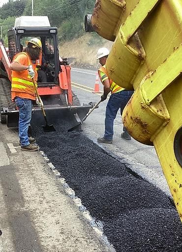 наливной пол в баку: Asfaltlama və yol təmiri xidməti - Asfalt döşənməsi: küçələr, həyət — 1