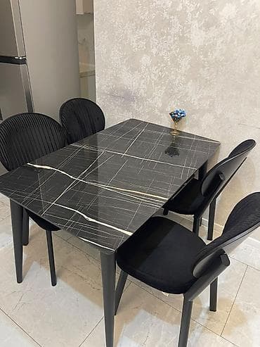 piano stul: Mətbəx masa dəsti satılır 280₼. 4 oturcağı var.Ünvan — 1