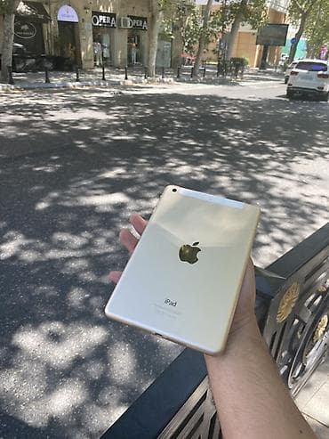 ipad case: Apple iPad planşet - Rəng: Qızılı (Gold), ağ ön çərçivə - Ekran — 2