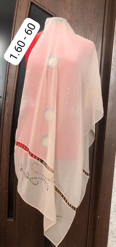 hicab geyimləri: Salam yaylığlar tezedir hediyye verilib istifade olunmayıb satılır 11 — 12