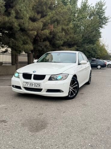 bmw 3 серия 325ix kat: BMW 3 Series sedan (E90), ağ rəng. - Nömrə: 77-XV-029 (AZ) - Kuzov: 4 — 5