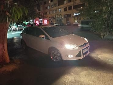 kia ceed oluxana: Ford Focus: 1.6 l | 2014 il 83000 km Sedan — 7