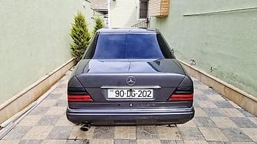 headway tekerleri: Mercedes-Benz W124: 2.2 l | 1995 il Sedan — 2