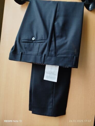 прокат мужских костюмов в баку: Kişi kostumu.qara rəngdə 52razmer şalvar.jilet.pəncək. bir dəfə toya — 4