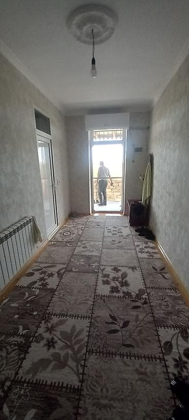 aaaf kiraye evler: Satılır: - Plan: geniş zal, ayrıca mətbəx, iri sanitar qovşaq (duş — 2