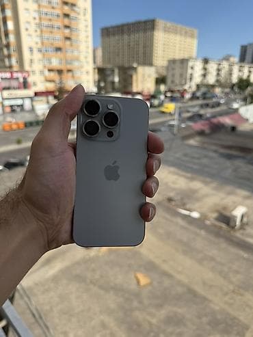 IPhone 15 Pro, Natural Titanium, Face ID — 10