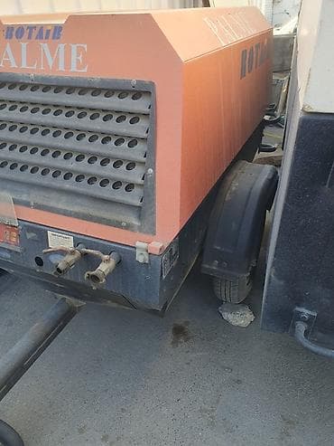 Sənaye tipli mobil hava kompressoru – Rotair PALME - İstehsalçı