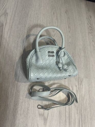 Çanta dəsti, Miu Miu