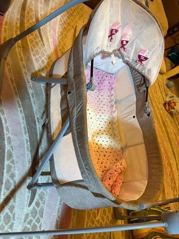 uşaq eşyaları: Elektrikli beşik-swing - Yumşaq bej/parça gövdə və möhkəm metal — 2