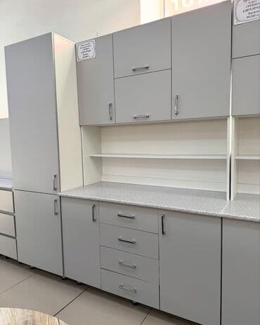 metbex mebelleri sekilleri ve qiymetleri: Mətbəx mebeli dəsti – minimalizm üslubunda, açıq boz rəngli fasadlar — 2