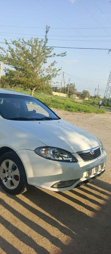 lokbatan heyet evler: Changan Alsvin: 1.5 l | 2014 il Sedan — 3