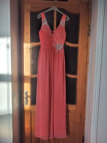 свадебные платья баку: Geyimler hamisi birlikte ve ya tek tek satilir. Maraqlananlar mesja — 13