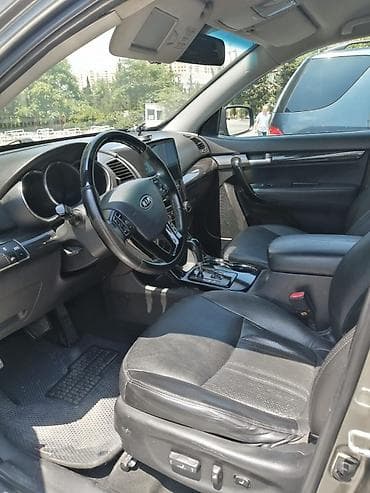 w210 diskler: Kia Sorento: 2.2 l | 2011 il Krossover — 8
