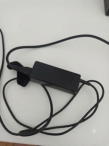 komputer aksesuarları: "Compaq Noutbuk – 4GB RAM / 320GB HDD – Maus + Kolonka + Adapter — 4